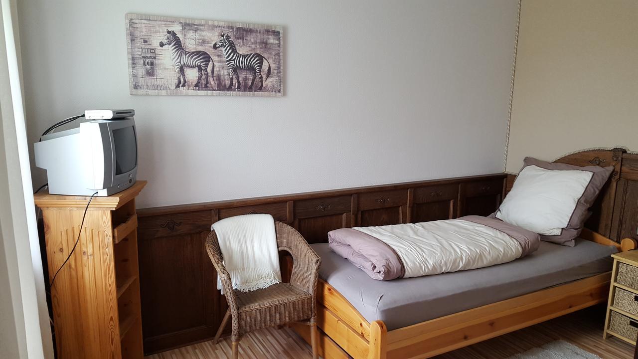Landhotel Zum Doppeldecker Kirchen  Екстер'єр фото